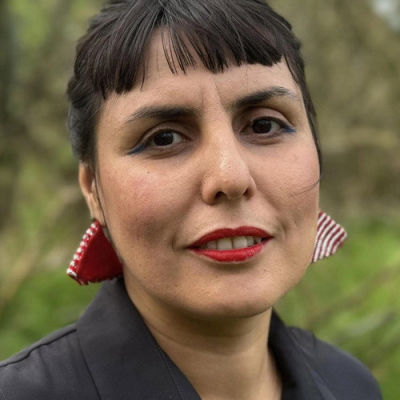 Mina Keshavarz image